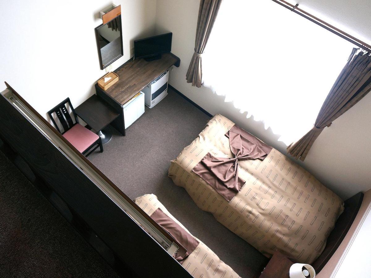 Petit Hotel Blaneneige Nakafurano Exterior photo