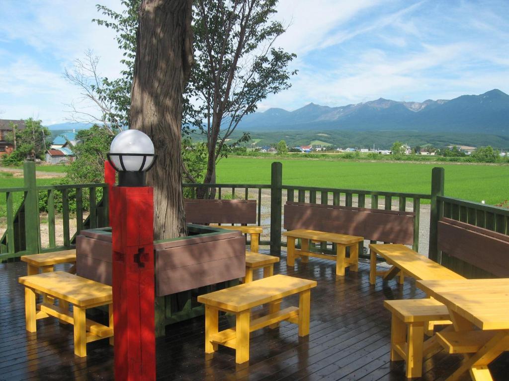 Petit Hotel Blaneneige Nakafurano Exterior photo